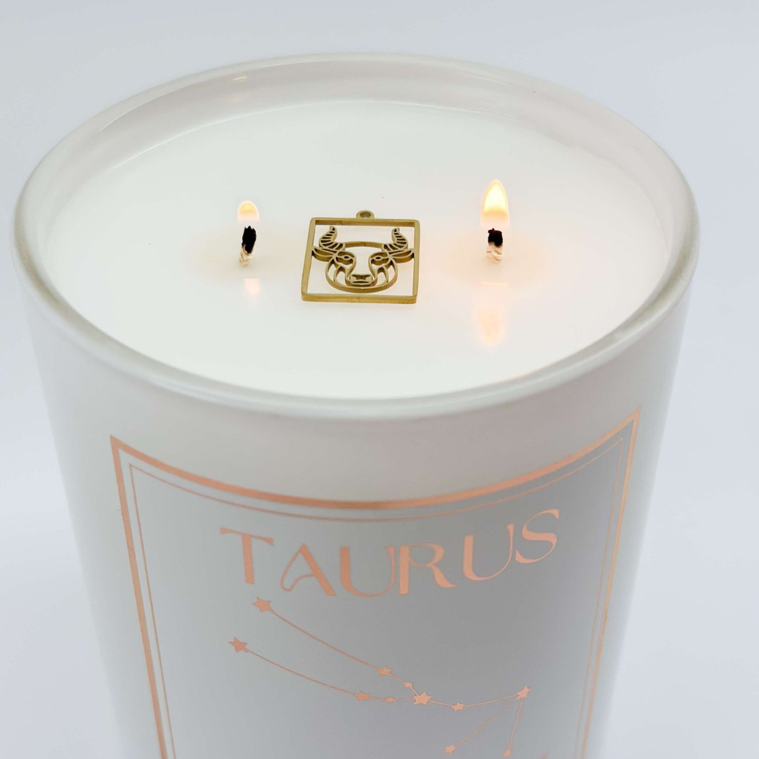 ♉ Taurus Zodiac Candle